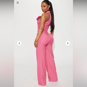 🆕 Beautiful Women's Blazer Pants Set.